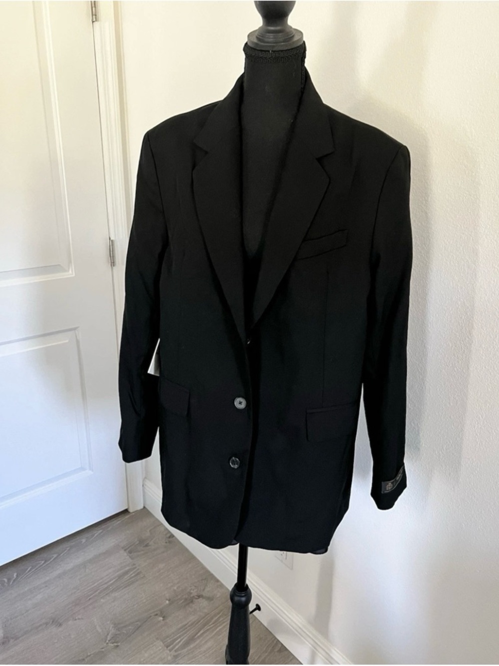 Babaton Aritzia Black women's oversized Blazer  Two-Button Jacket